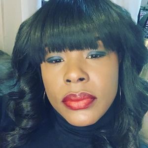 Meet your Posher, Kay